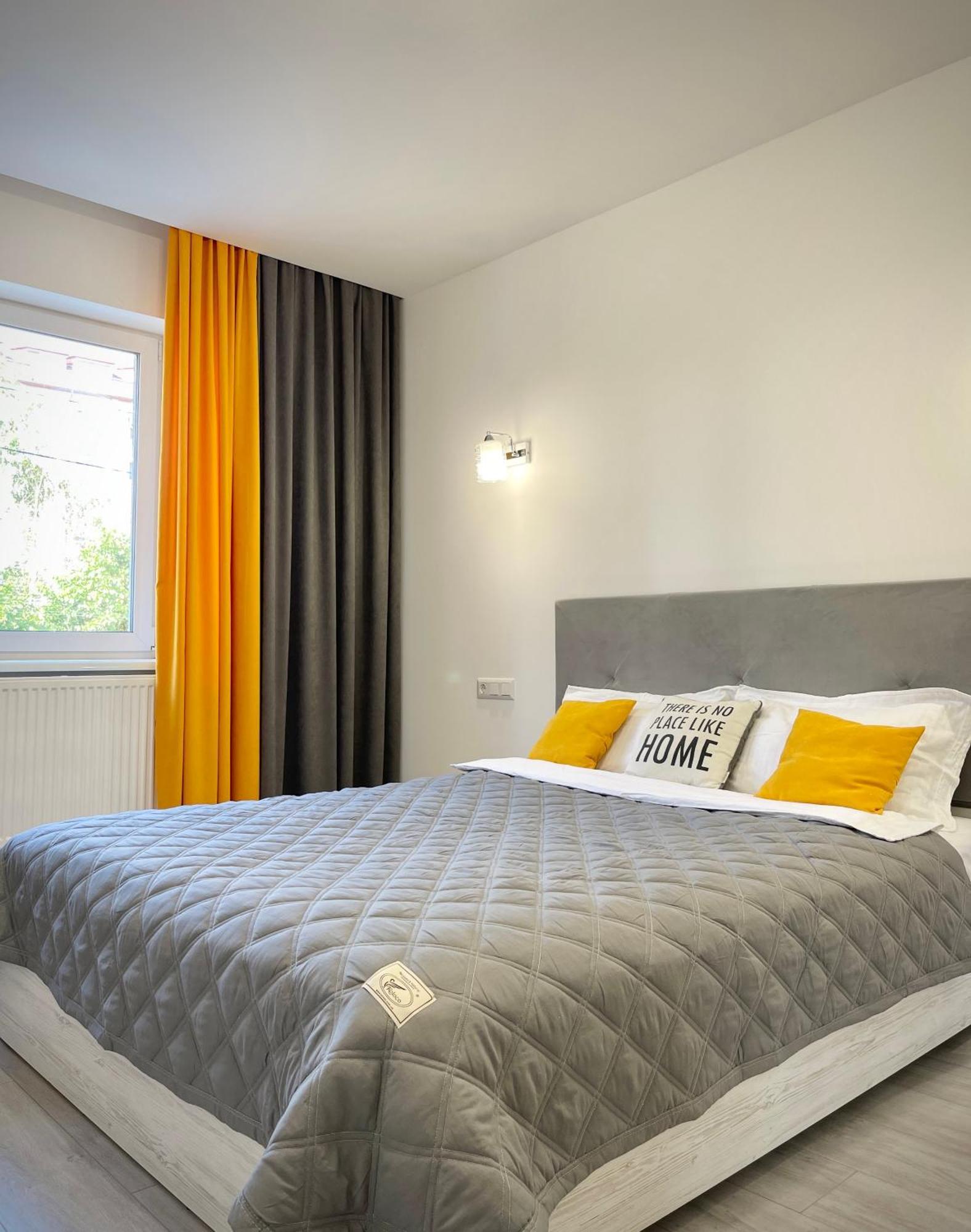 Sunny Home Apartments Апартаменти У Новобудові Поряд Медичний Центр Angelholm Дуже Чисто! Chernivtsi Εξωτερικό φωτογραφία